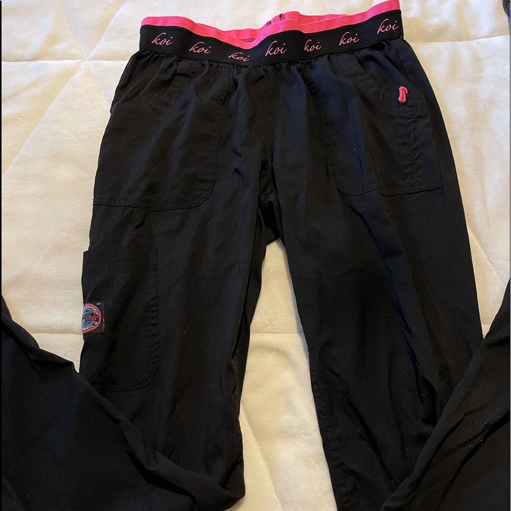 Scrub pants